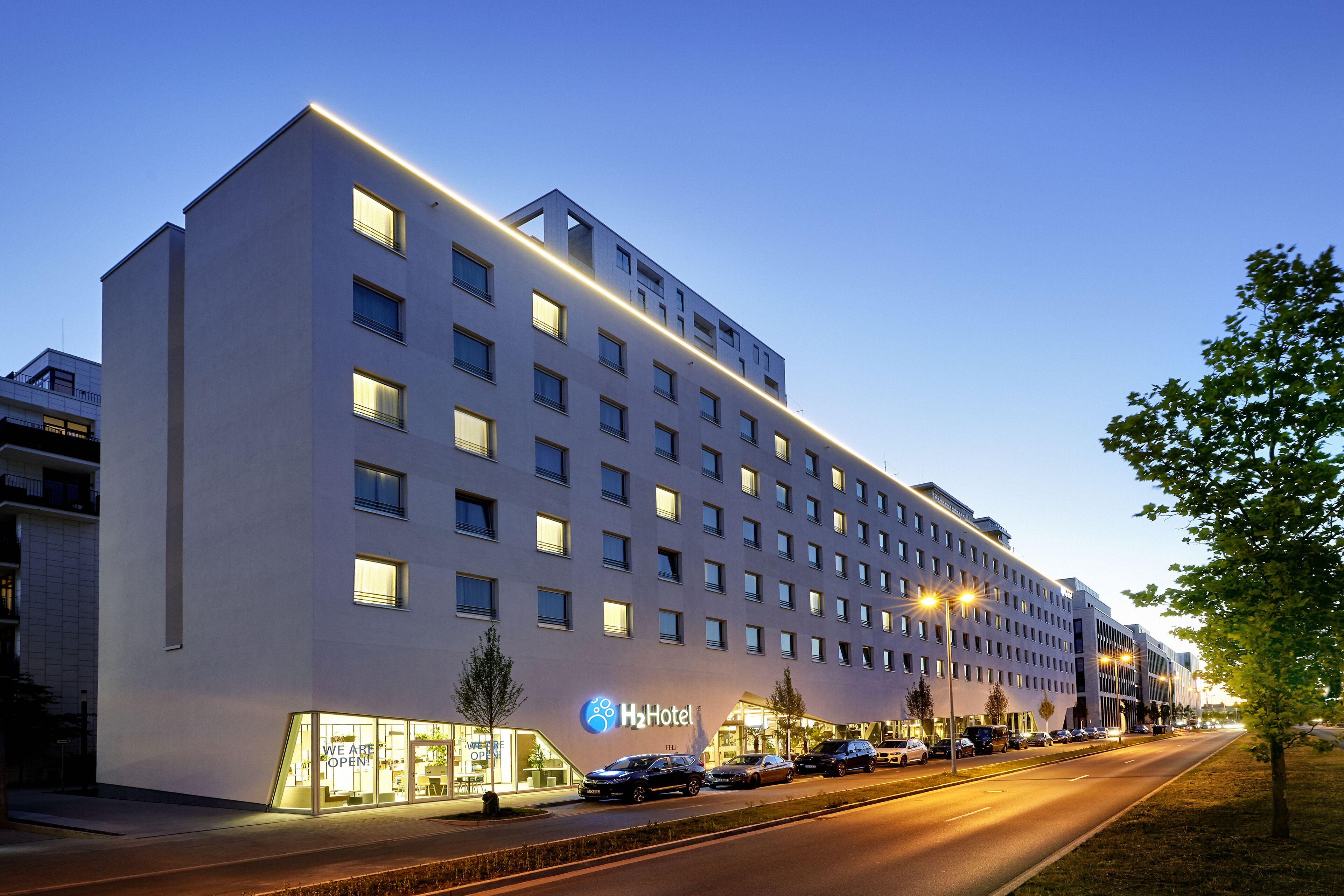 Hotel H2