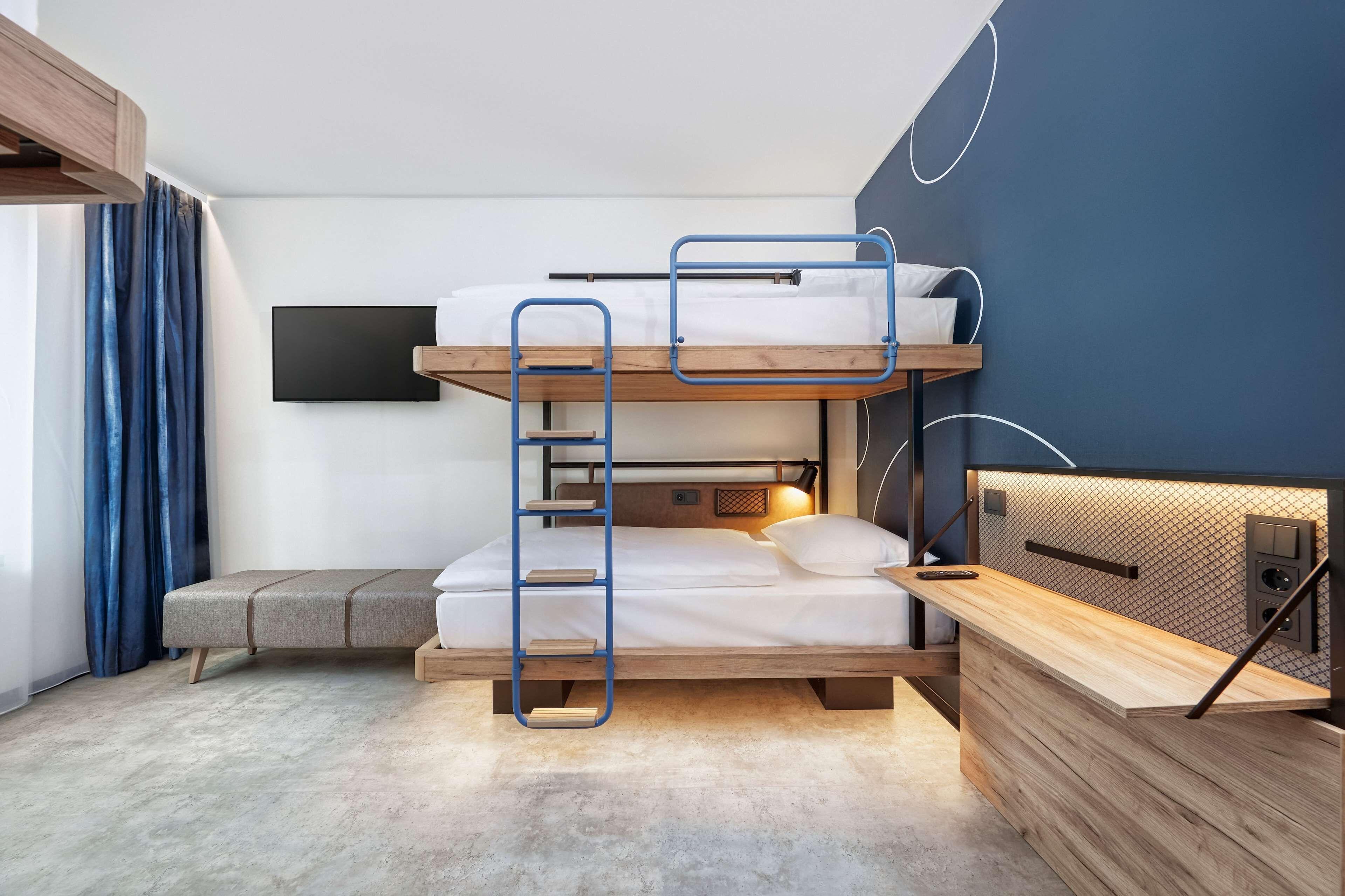 H2 Hotel